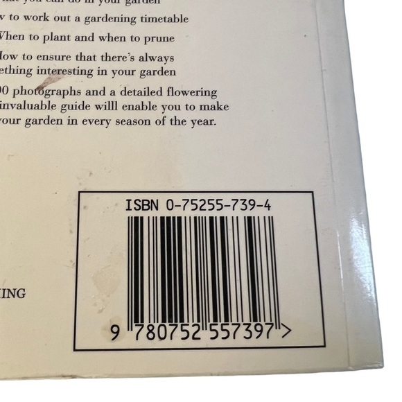 The Gardening Year Lance Hattatt - Picture 6 of 7